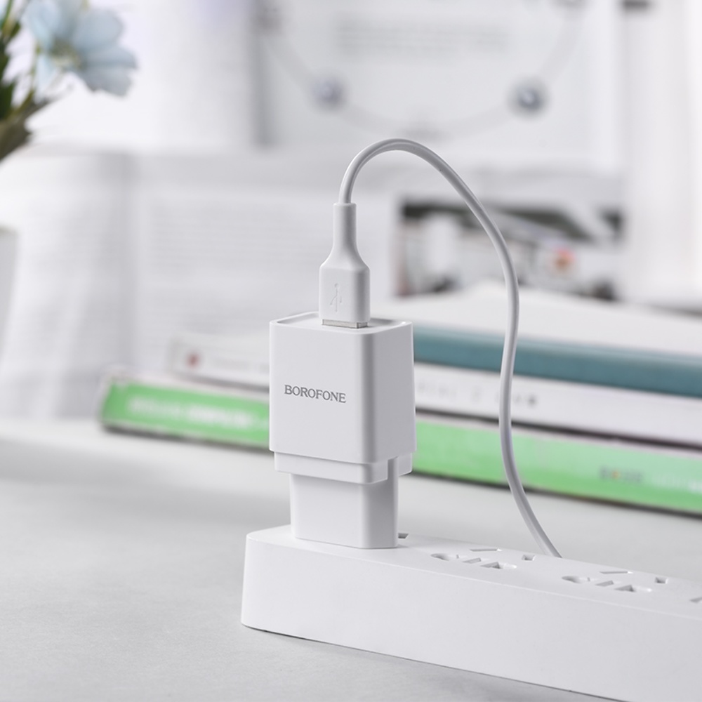 Сетевое зарядное устройство Borofone BA19A USB белое