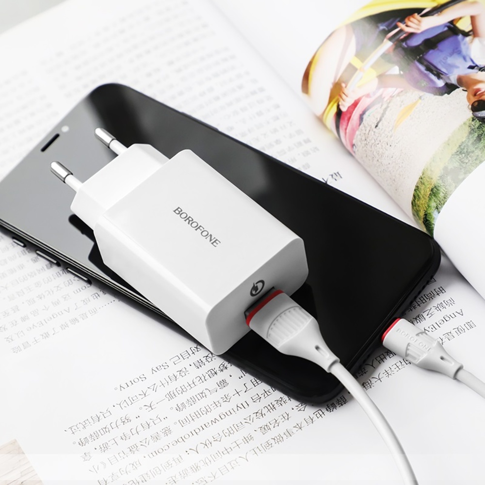 Сетевое зарядное устройство Borofone BA21A USB QC 18W белое + кабель USB to MicroUSB