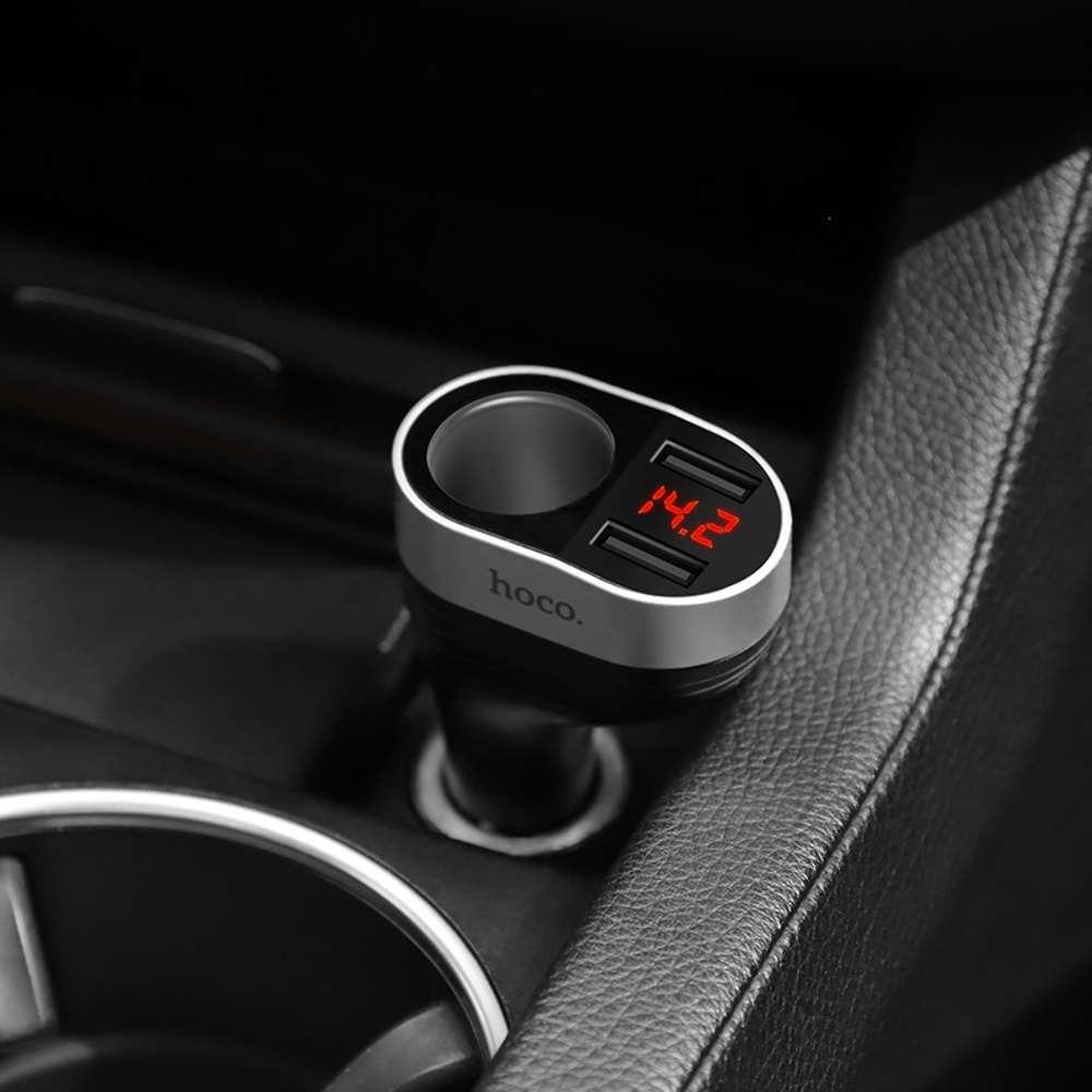 Автомобильное зарядное устройство Hoco Z29 2 USB/ разъем прикуривателя c дисплеем черное