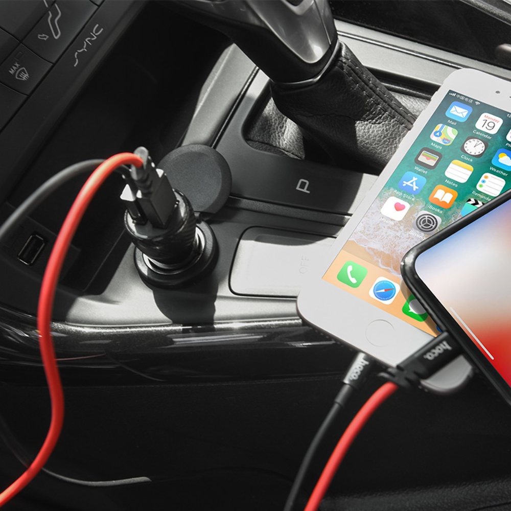 Автомобильное зарядное устройство Hoco Z21 2 USB черное