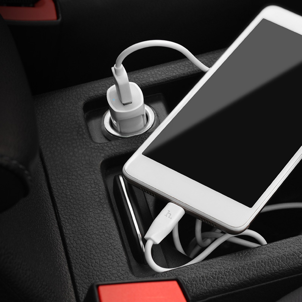Автомобильное зарядное устройство Hoco Z2A 2 USB белое
