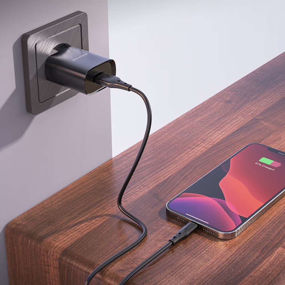 Сетевое зарядное устройство Borofone BN1 USB черное + кабель USB to Lightning