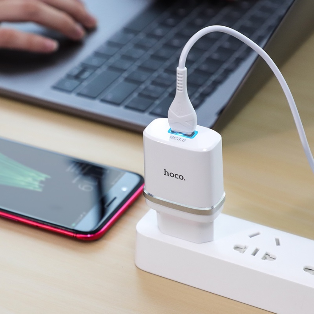 Сетевое зарядное устройство Hoco C12Q USB QC 18W белое + кабель USB to MicroUSB