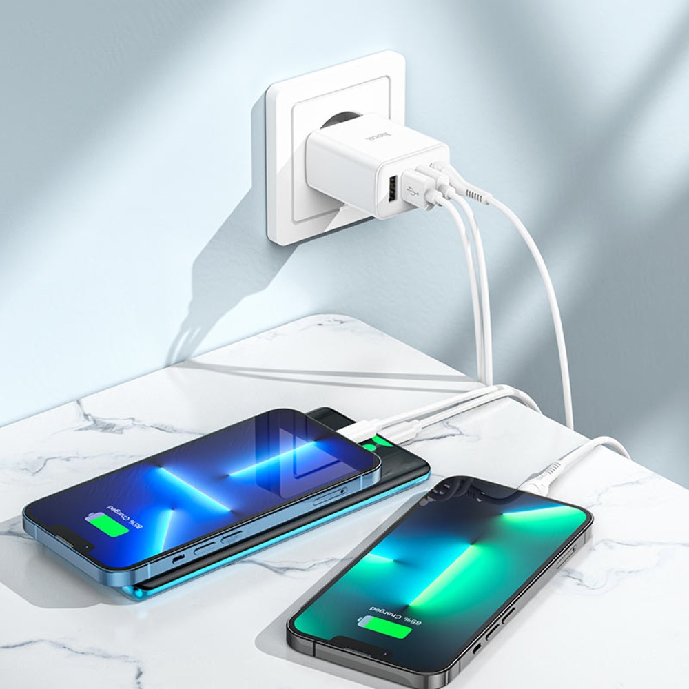 Сетевое зарядное устройство Hoco C102A 4 USB QC 18W белое