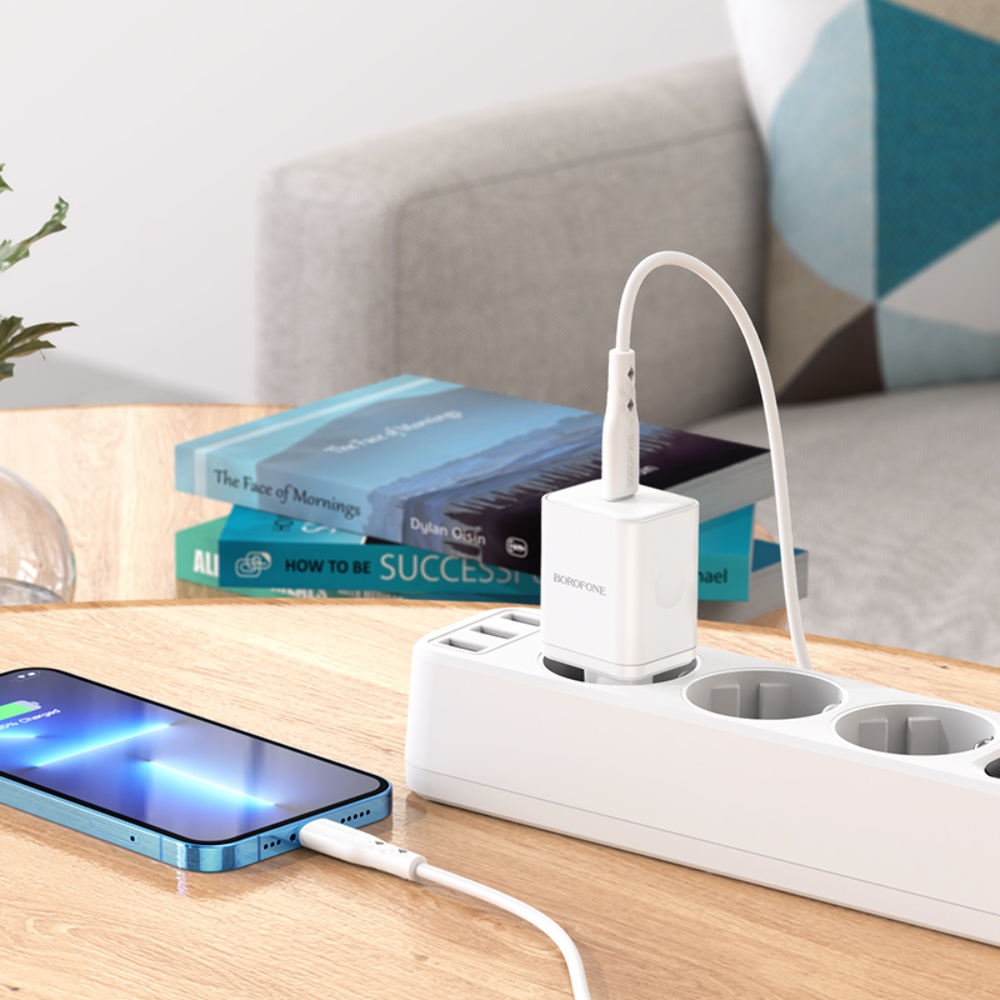 Сетевое зарядное устройство Borofone BN6 Type-C PD 20W белое