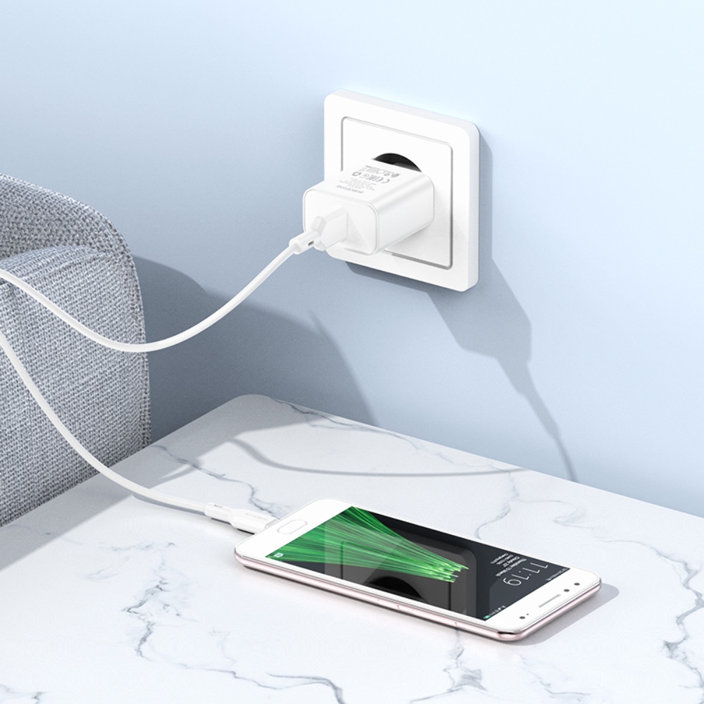 Сетевое зарядное устройство Borofone BA72A USB QC 18W белое
