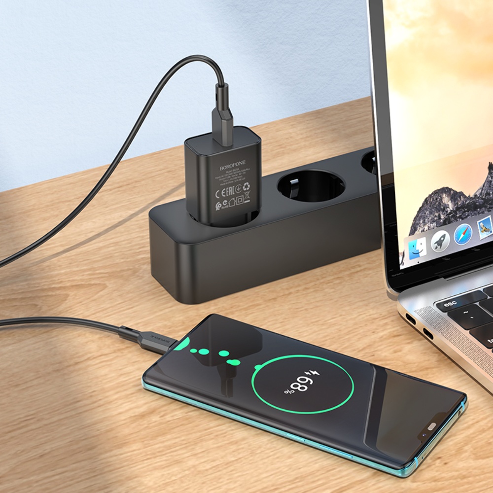 Сетевое зарядное устройство Borofone BA72A USB QC 18W черное