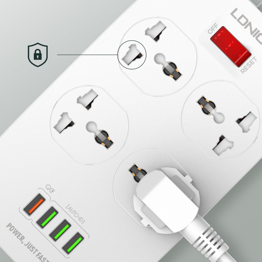Сетевое зарядное устройство удлинитель Ldnio SC4407 4 USB 4 розетки 2m белый