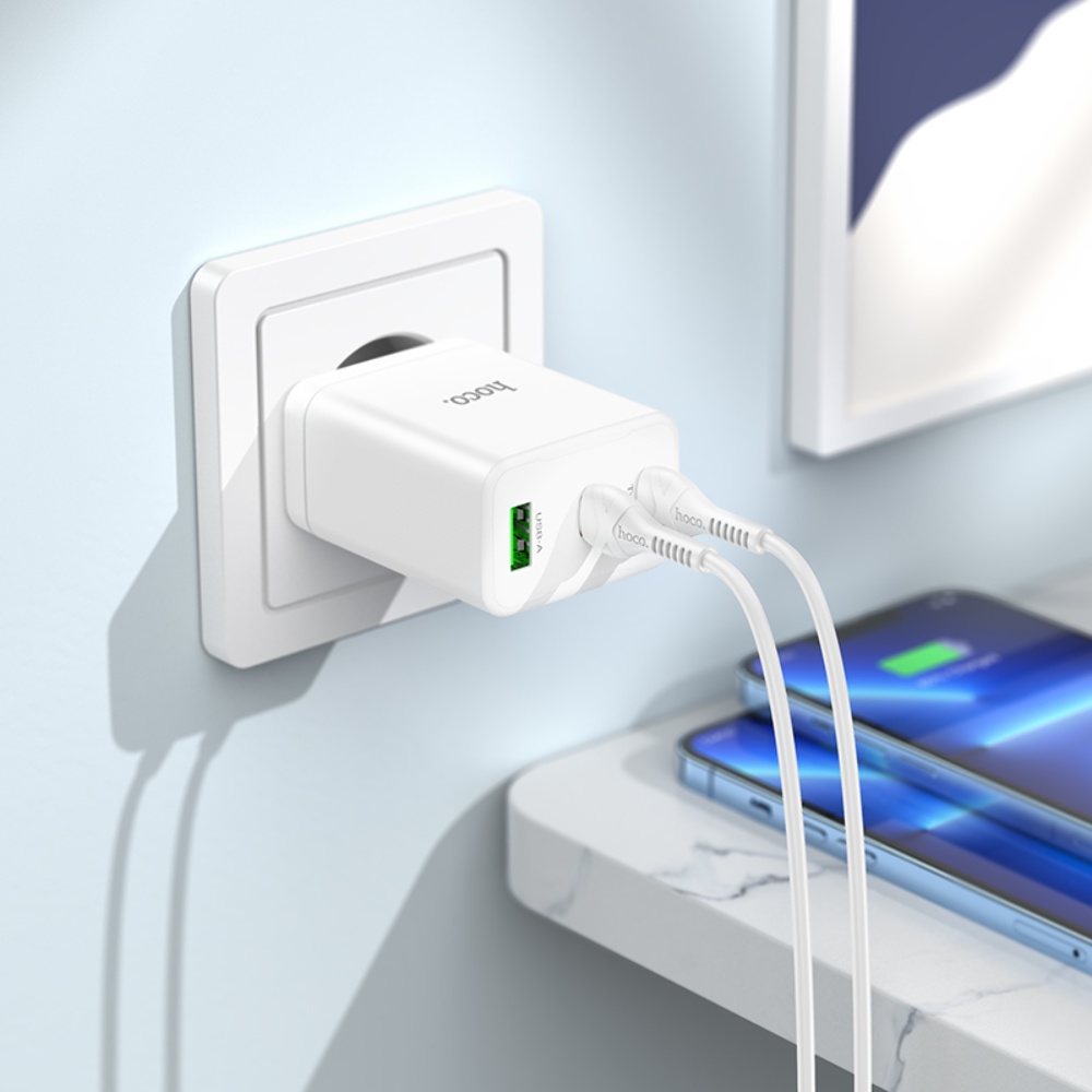 Сетевое зарядное устройство Hoco N33 USB/ 2 Type-C PD 35W белое + кабель Type-C to Lightning