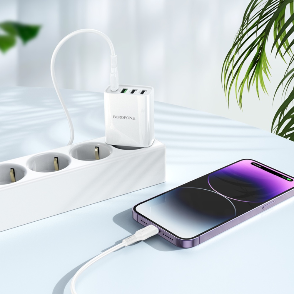 Сетевое зарядное устройство Borofone BA79A 3 USB/ Type-C белое 20W + кабель Type-C to Lightning