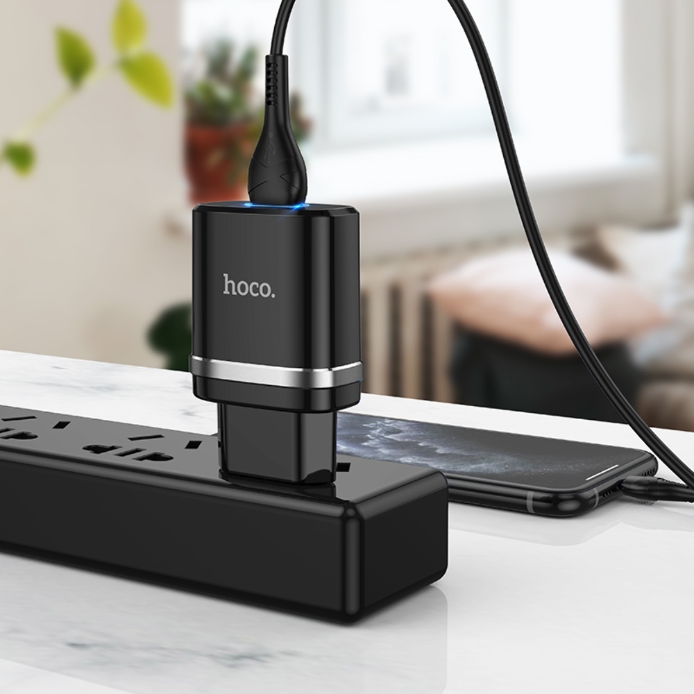 Сетевое зарядное устройство Hoco N1 USB черное + кабель USB to Lightning