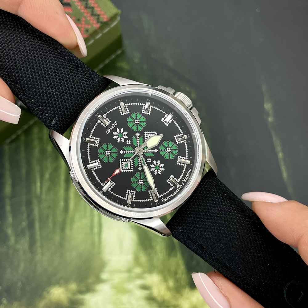 Awarder Embroidery Silver-Green Black Battery 10ATM