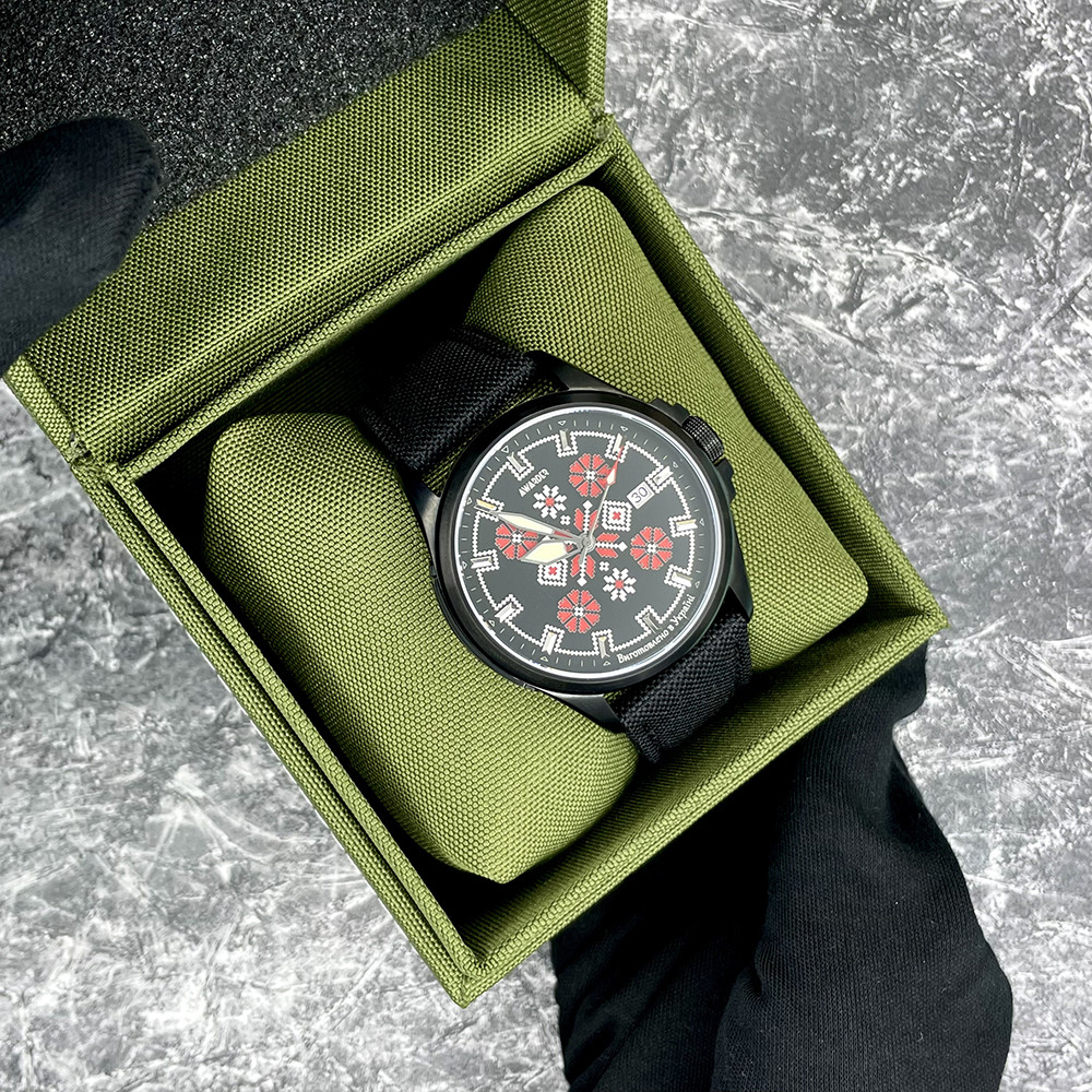 Awarder Embroidery Black-Red Black Automatic 10ATM
