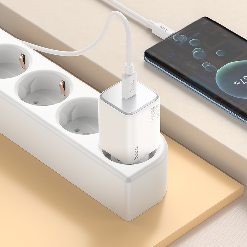 Сетевое зарядное устройство Hoco N40 Type-C PD 20W white
