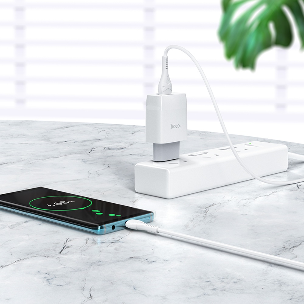 Сетевое зарядное устройство Hoco C72Q USB QC + кабель USB to MicroUSB white