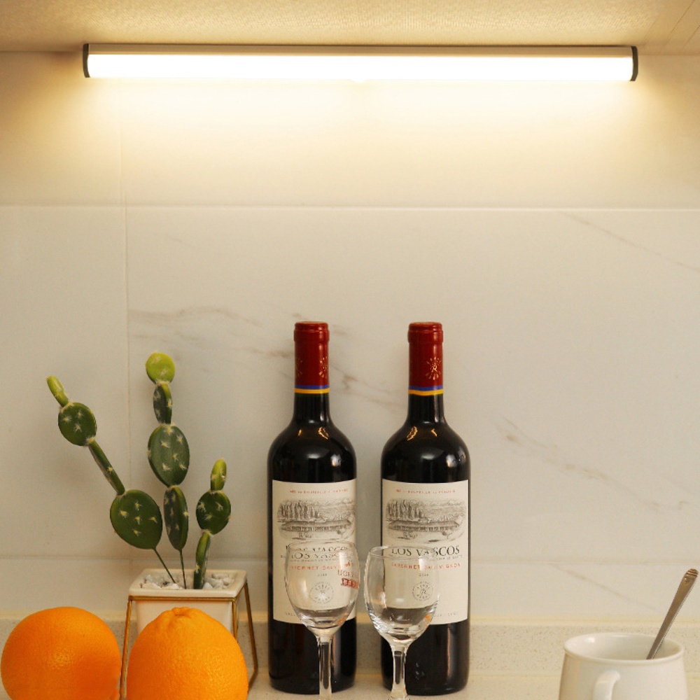 LED светильник 050-6 с аккумулятором, датчиком движения и освещенности 50 см 6W алюминиевый серебристый